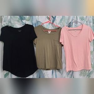3 pack of colored soft tshirts